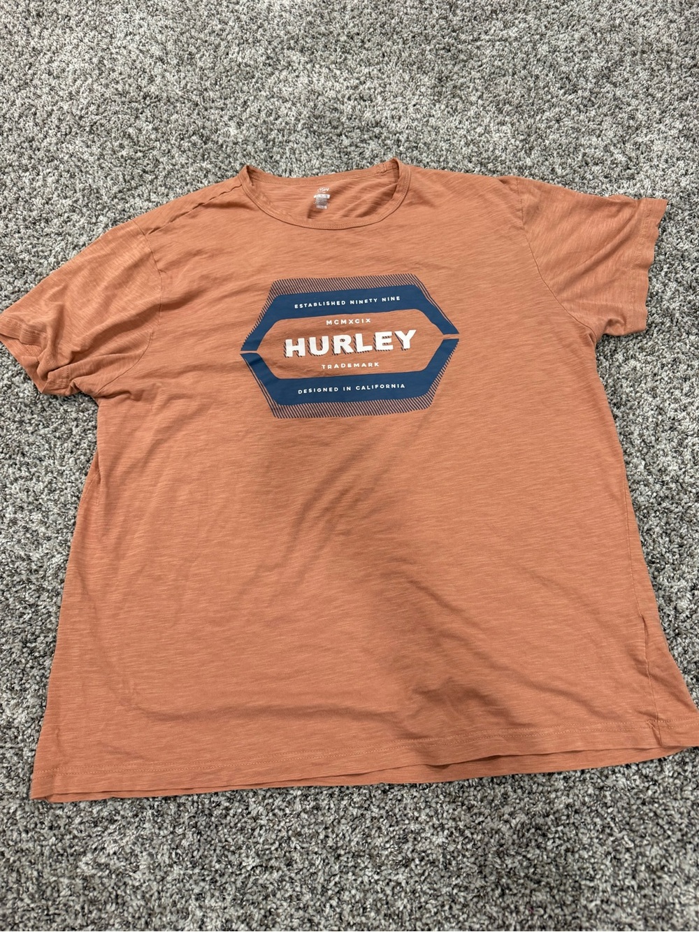 Hurley Men’s Rust Orange Short-Sleeve Logo Tee